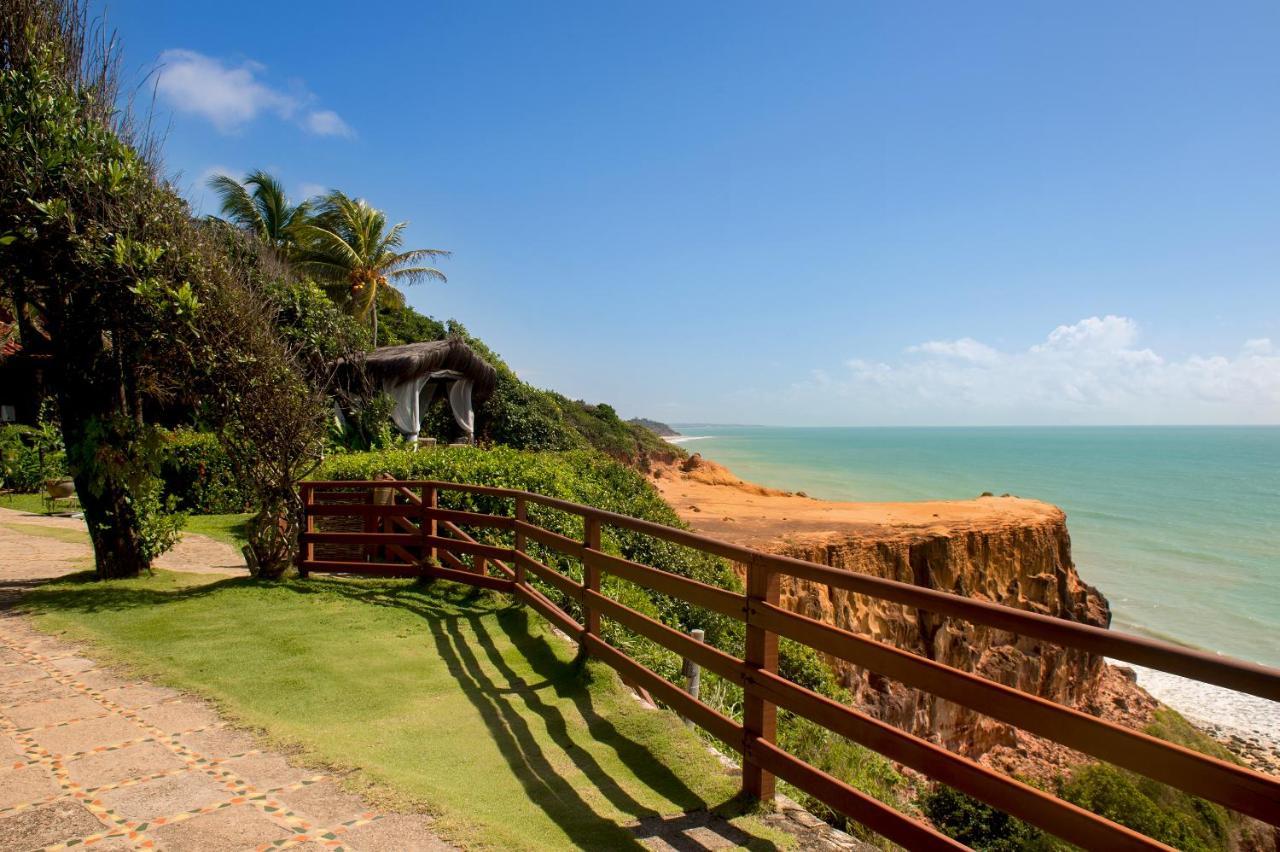 Ponta Do Madeiro Hotel